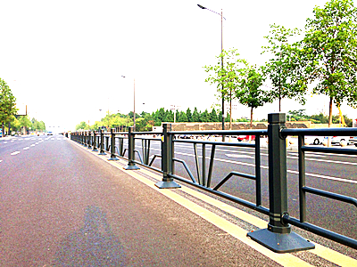 南京新型道路护栏图片3