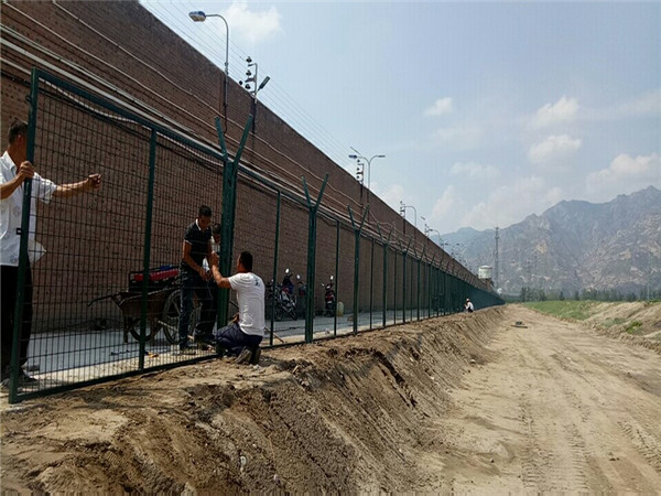 山东济南监狱护栏网 - 大发官网图片4